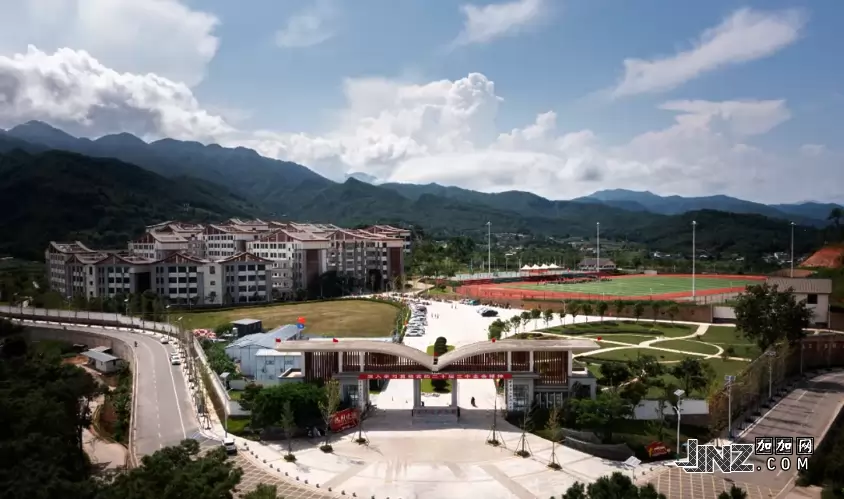 景东海量高级中学