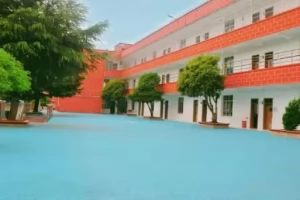 开阳黄冈学校收费标准(学费+住宿费)