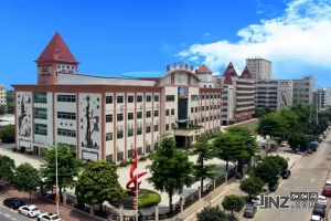 东莞市虎门成才实验学校收费标准(学费+住宿费+伙食费)