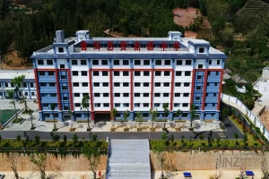 普洱思贤高级中学收费标准(学费+住宿费)