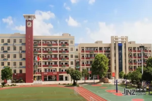 湘潭县云龙小学收费标准(学费+住宿费)