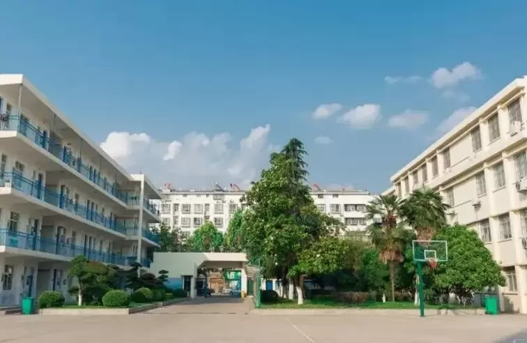 随州市外国语学校