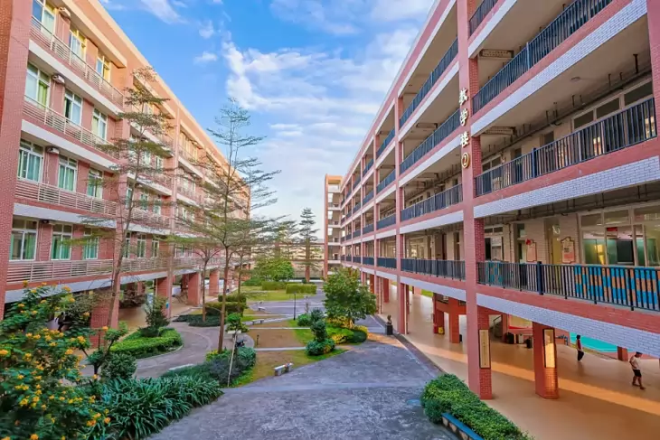 佛山市岭南美术实验中学3