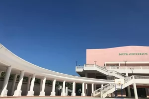 广州市黄埔区南方中英文学校最新收费标准(学费+住宿费)