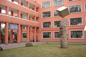 上海市同洲模范学校最新收费标准(学费+住宿费)