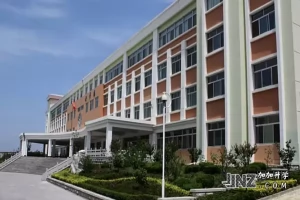 威海市第二实验小学最新收费标准(学费+住宿费)