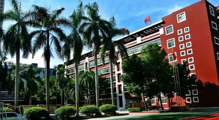 东莞市樟木头鹏程学校