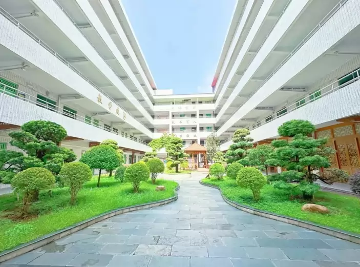 东莞市长安东安小学4