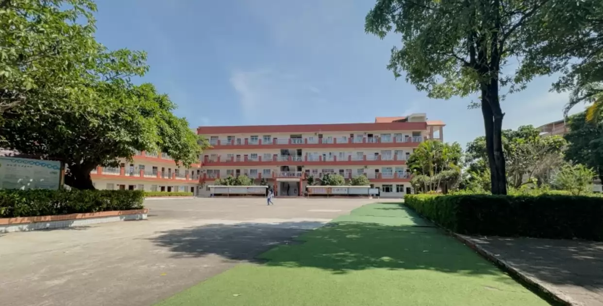 东莞市桥头光辉学校4