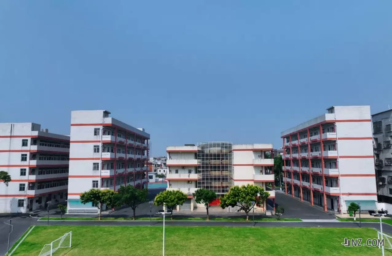 东莞市横沥培英小学5