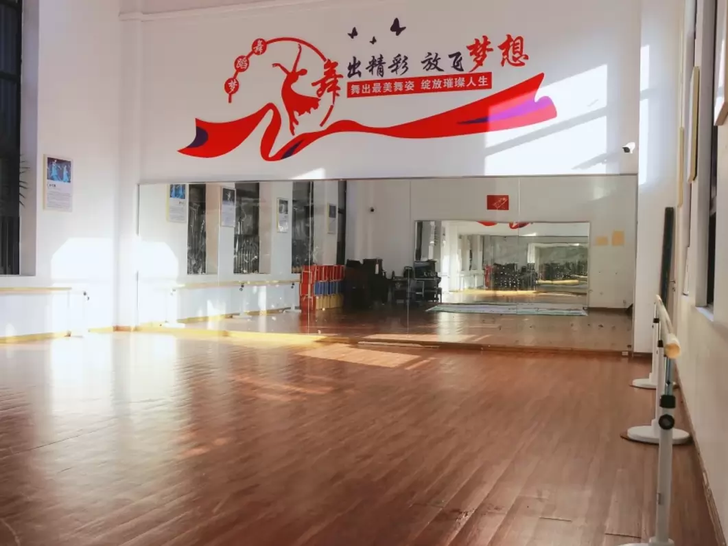 清远市清城区大家元小学