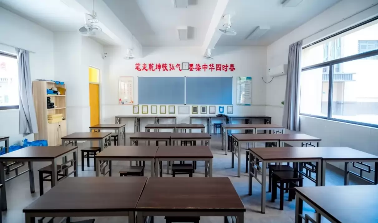 清远市清城区时代小学3