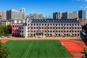 大连华南中学收费标准(普通生学费+特长生学费)