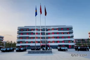 大连市海华高级中学收费标准(学费+住宿费)