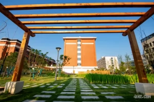 台州康桥学校收费标准(学费+住宿费)